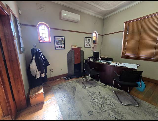 3 BEDROOM FREEHOLD FOR SALE IN ALBERTON NORTH